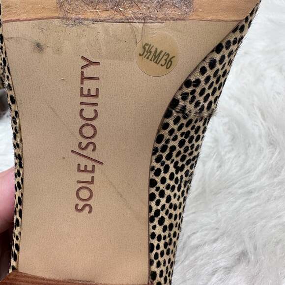 Sole Society Capra Cheetah Print Calf Hair Low Block Heel Pumps - Picture 2 of 8